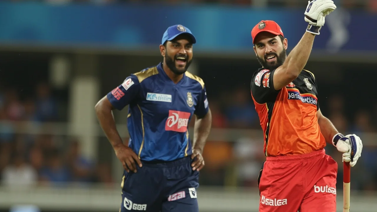 Wide view of Sawai Mansingh Stadium in Jaipur under floodlights as Rajasthan Royals prepare to host Gujarat Titans in an IPL 2026 fixture